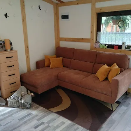 Nad Stawem Holiday home *