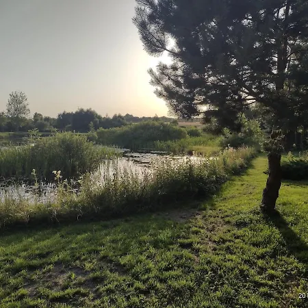 Nad Stawem Holiday home *