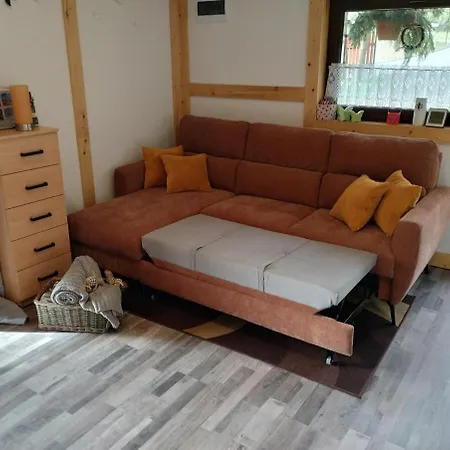 Nad Stawem Holiday home